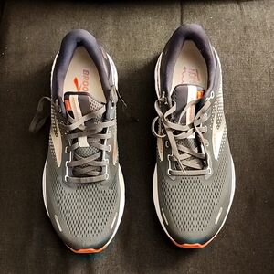 Brooks Adrenaline GTS 22 Women's Shoes